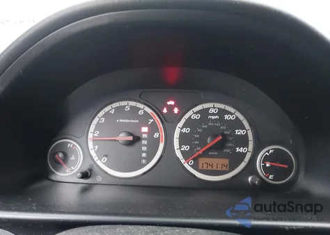 2004 Honda Cr-V Lx z USA, uszkodzony, nr VIN JHLRD78404C039934